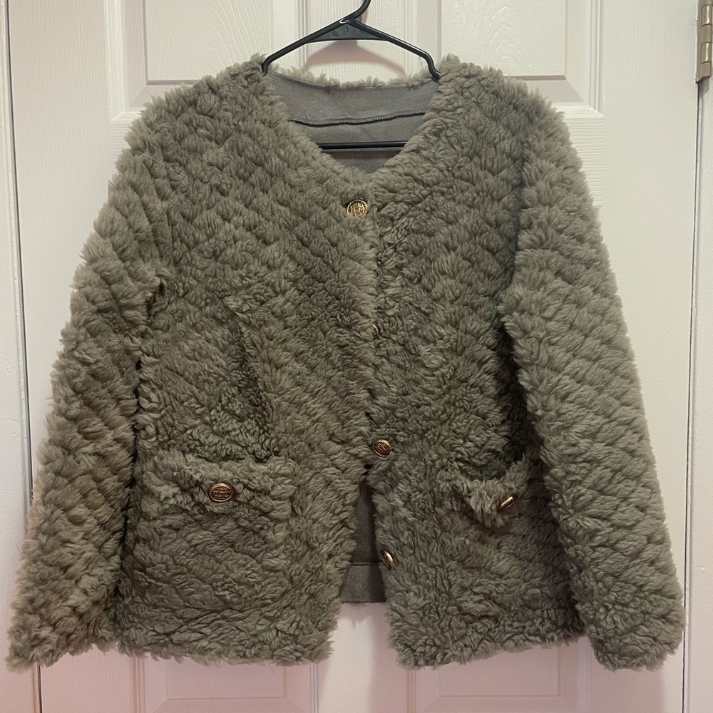 Cozy Gray 100% Wool Fur Jacket